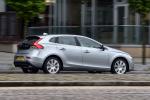Volvo V40 D4 Inscription 2016 года (UK)